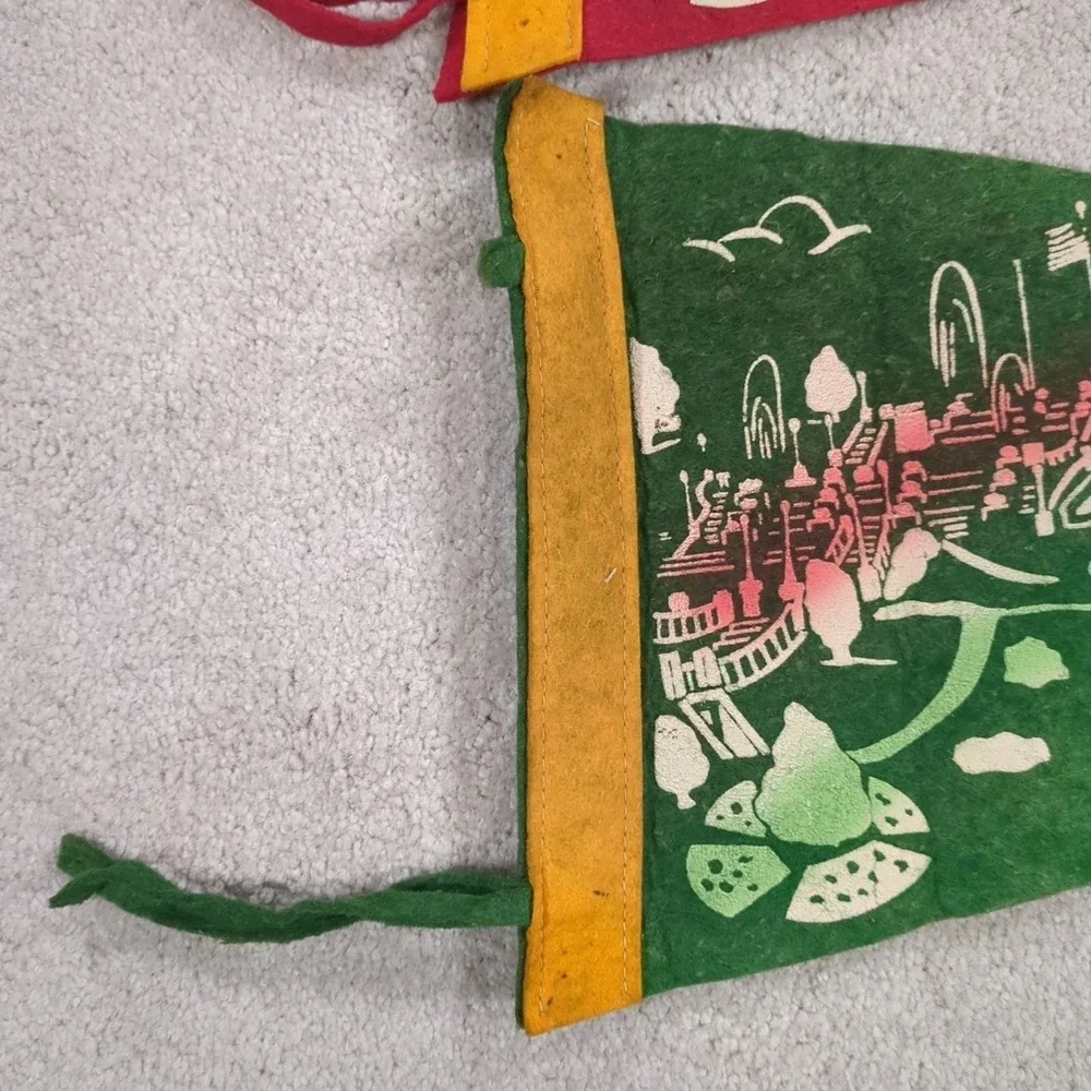 2 The Cascades Jackson Michigan MI Felt Pennant Vintage Travel Souvenir 40s 50s